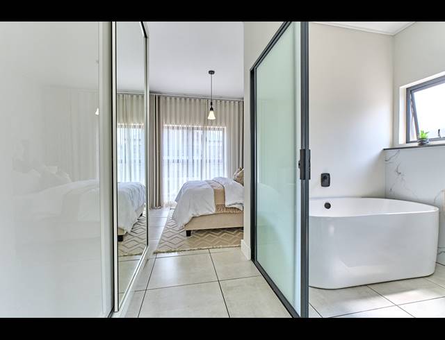 2 BEDROOM APARTMENT FOR SALE IN THE POLOFIELDS